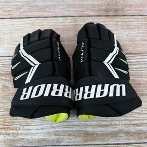 Warrior Alpha DX5 Junior Hockey Gloves Black White 11 Inch 28 CM Dynamic Strike